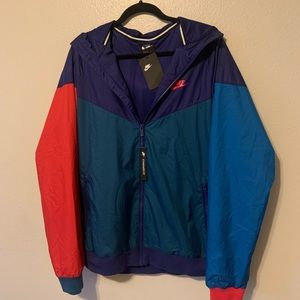 Brand new Men’s Nike Retro Colorblock Windbreaker